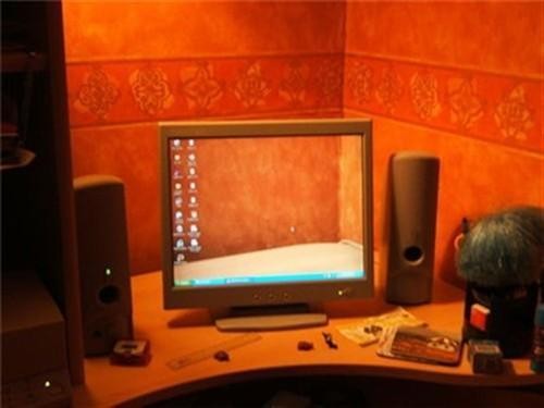 ȫ͸��Һ����