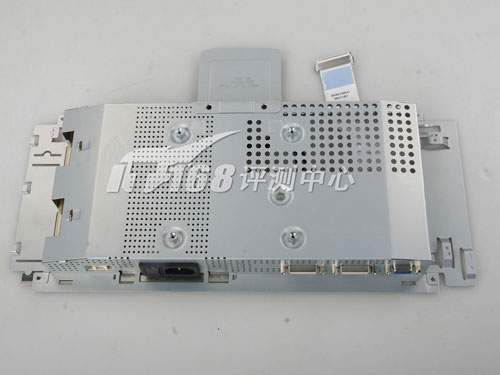 背部大块电路板